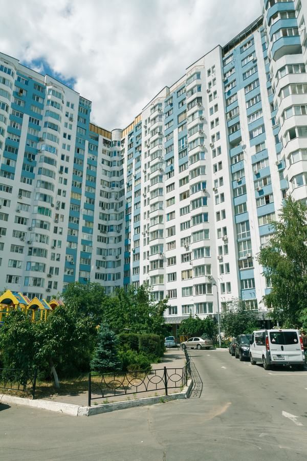 Апартаменты Apartment Poznyaky-Bazhana Киев