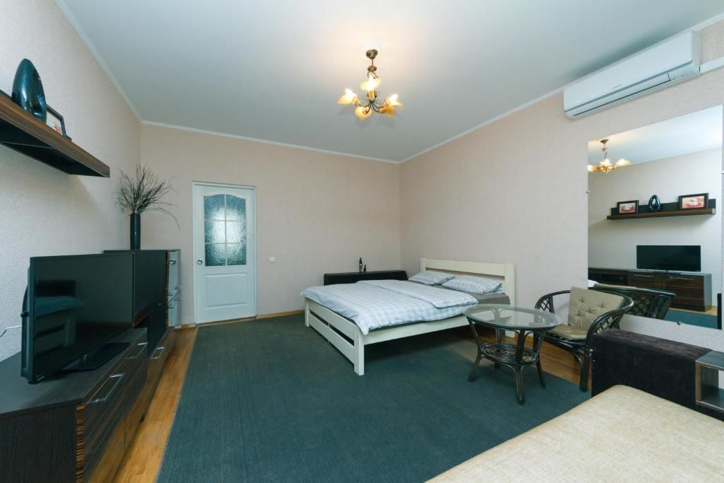 Апартаменты Apartment Poznyaky-Bazhana Киев