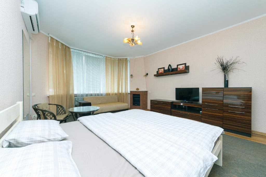 Апартаменты Apartment Poznyaky-Bazhana Киев-49